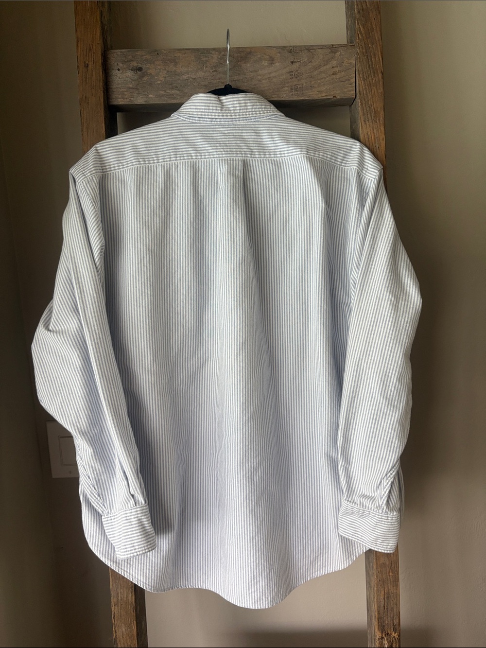 Blue & White Pin Striped Polo Sport Button-Down Shirt 100% Cotton - Picture 6 of 6